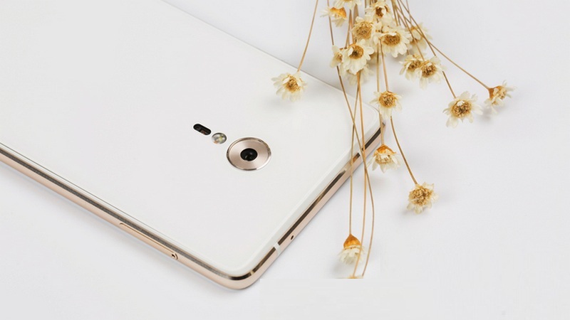 ZUK Z2 Pro chip Snapdragon 820, RAM 6 GB ra mắt với giá cực tốt ZUK Z2 Pro chip Snapdragon 820, RAM 6 GB ra mắt với giá cực tốt