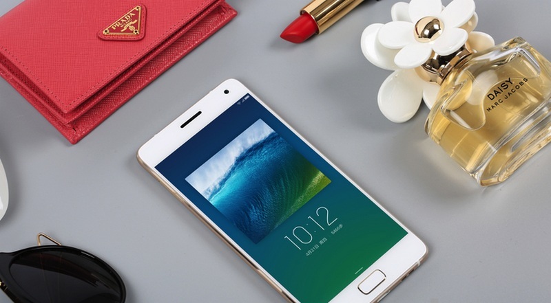 ZUK Z2 Pro chip Snapdragon 820, RAM 6 GB ra mắt với giá cực tốt ZUK Z2 Pro chip Snapdragon 820, RAM 6 GB ra mắt với giá cực tốt
