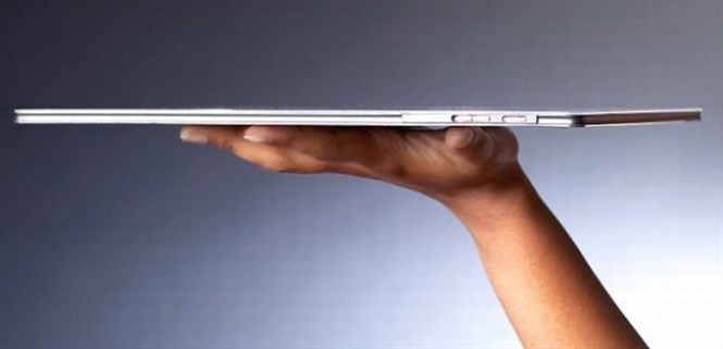 Laptop mỏng, nhẹ thật sự có hấp dẫn?