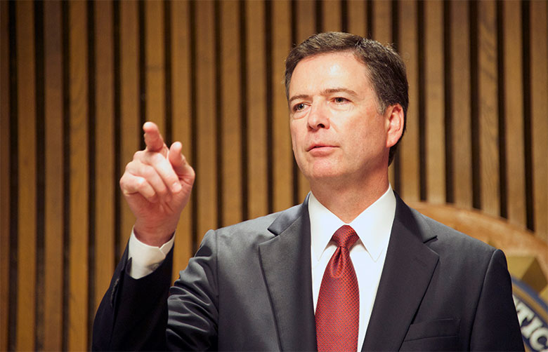 Giám đốc FBI James Comey