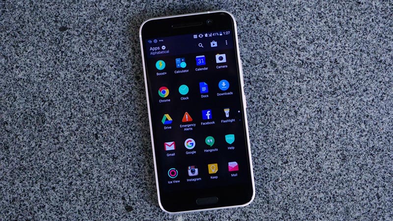 Smartphone chụp ảnh tốt nhất thế giới - HTC 10: Hot or Not?