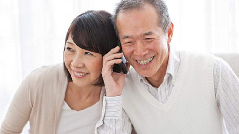 Người già thì không cần smartphone - một ý niệm nên được thay đổi!