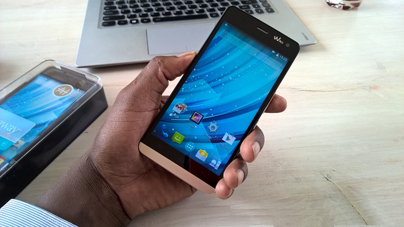 Thêm 2 smartphone giá rẻ thương hiệu Pháp có camera 13 MP giảm giá sâu