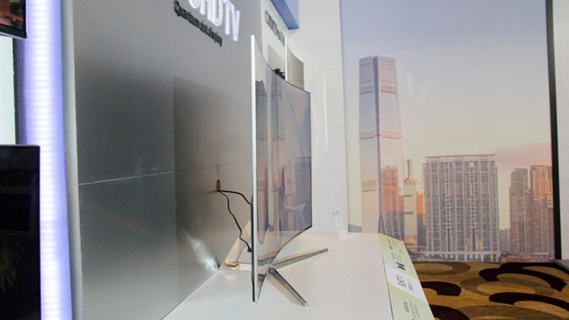 Hàng loạt TV SUHD 2016 của Samsung giá từ 30 triệu đồng