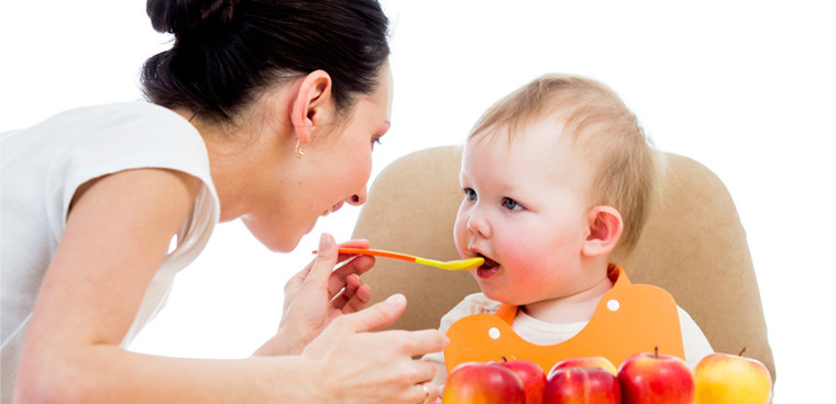 Chọn mua máy xay sinh tố cho bé yêu ăn dặm