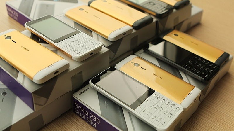 Tại Việt Nam, điện thoại cục gạch bán chạy hơn cả iPhone Tại Việt Nam, điện thoại cục gạch bán chạy hơn cả iPhone