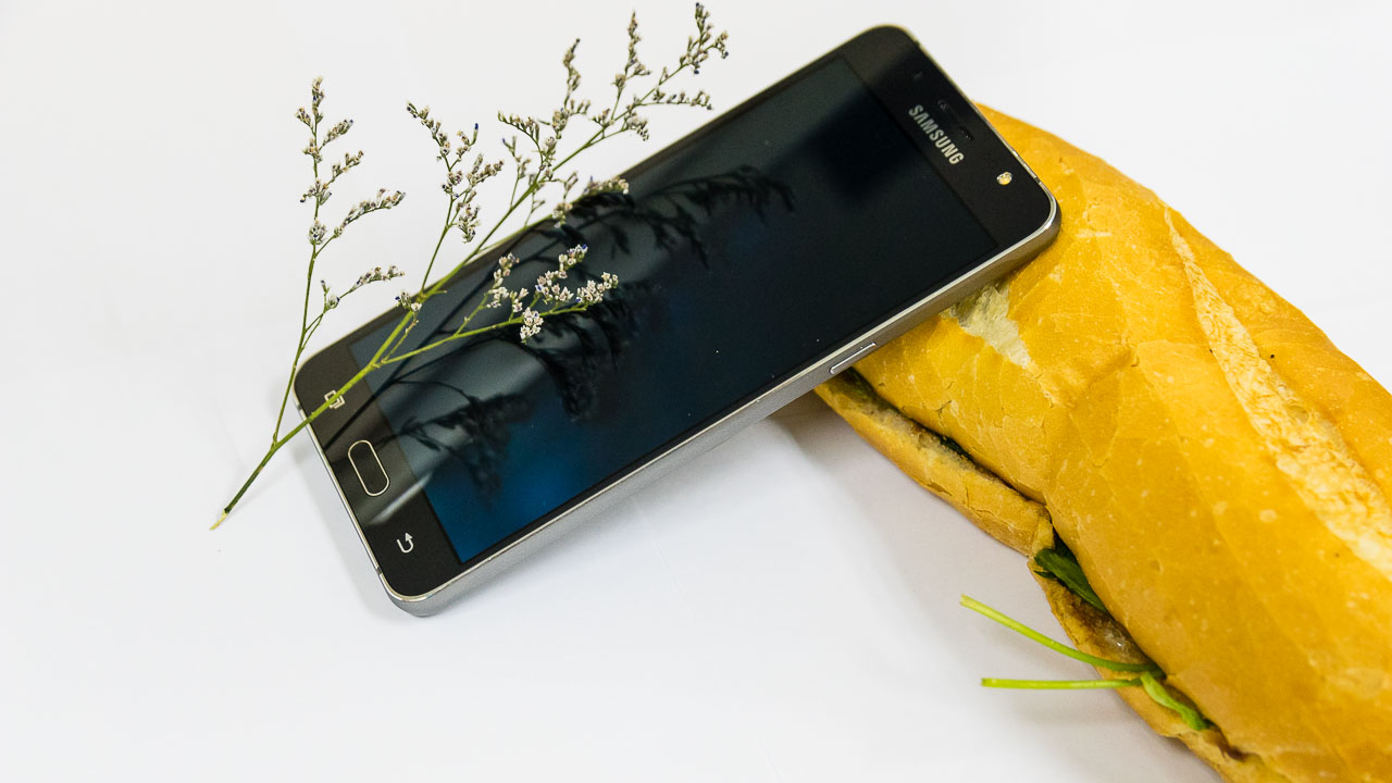 Đánh giá Galaxy J5 2016 Đánh giá Galaxy J5 2016