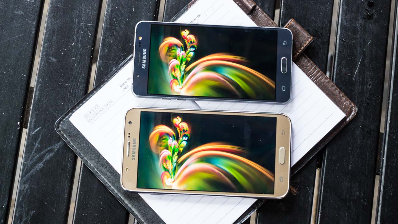 galaxyj7-j511