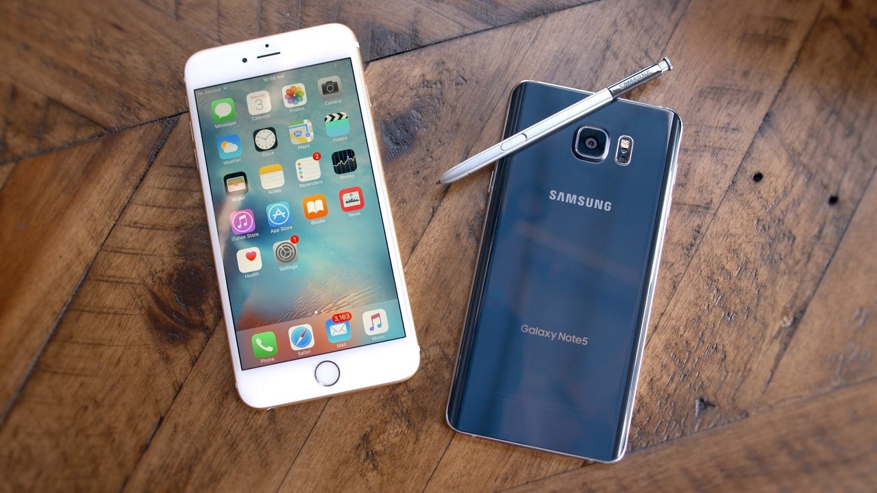 So sánh Galaxy Note 6 và iPhone 7: Sung hay Táo sẽ tỏa sáng?