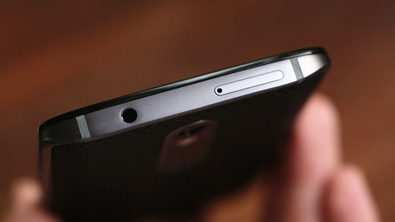 Moto X4 khung vỏ bằng kim loại xuất hiện trở lại và nó là thật 100%