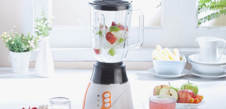 Mẹo dùng máy xay sinh tố làm thức uống