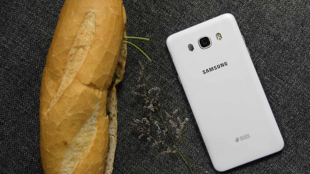 Đánh giá Galaxy J7 2016
