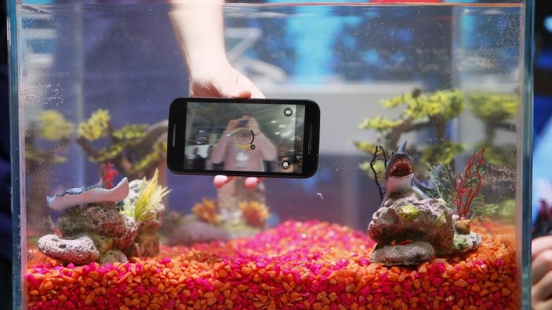 Màn hình Moto G4 và G4 Plus bỗng dưng xuất hiện trên trang bán lẻ