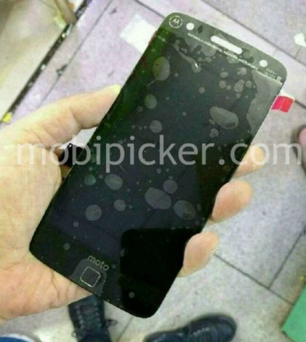 Màn hình AMOLED của Moto X 2016 xuất hiện ảnh thực tế