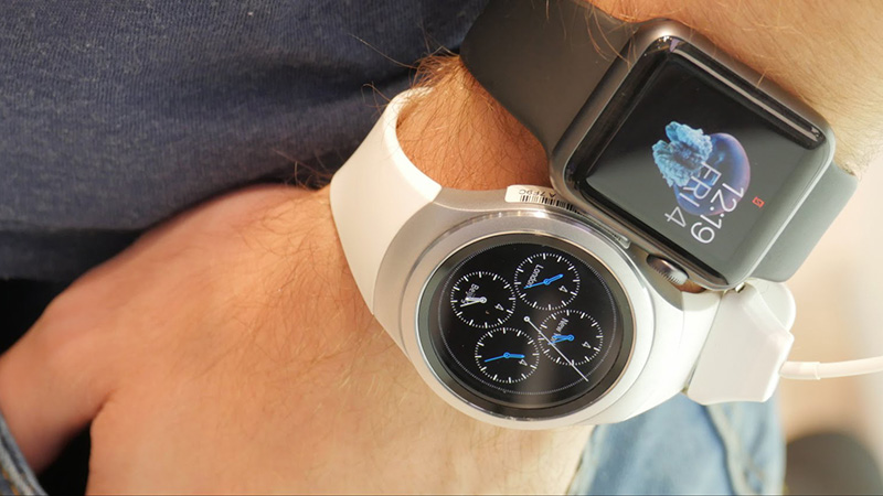 Apple Watch VS Gear Apple Watch VS Gear