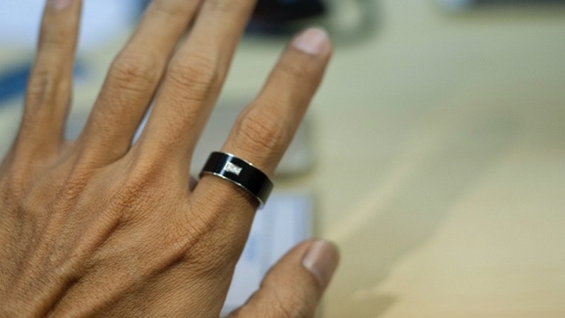 Lần đầu tại Việt Nam: Nhẫn thay ví tiền, chỉ chạm là thanh toán