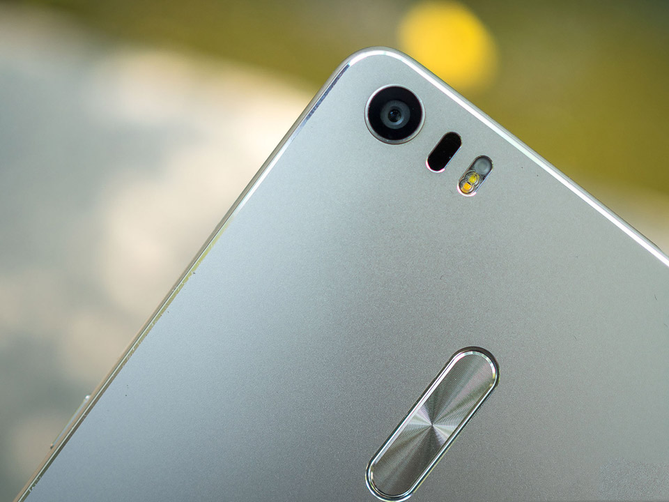 Zenfone 3 Ultra Zenfone 3 Ultra