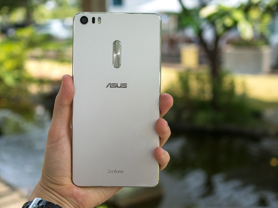 Zenfone 3 Ultra Zenfone 3 Ultra