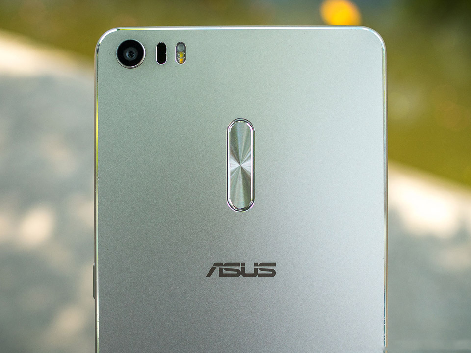 Zenfone 3 Ultra Zenfone 3 Ultra