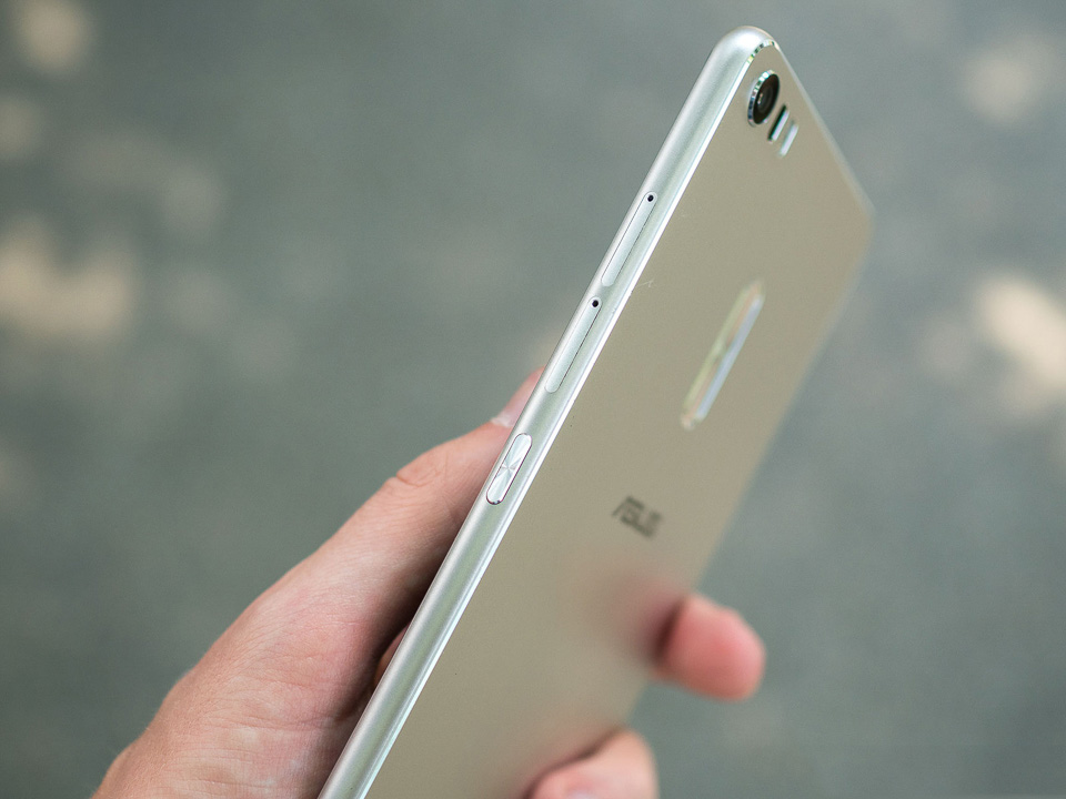 Zenfone 3 Ultra Zenfone 3 Ultra