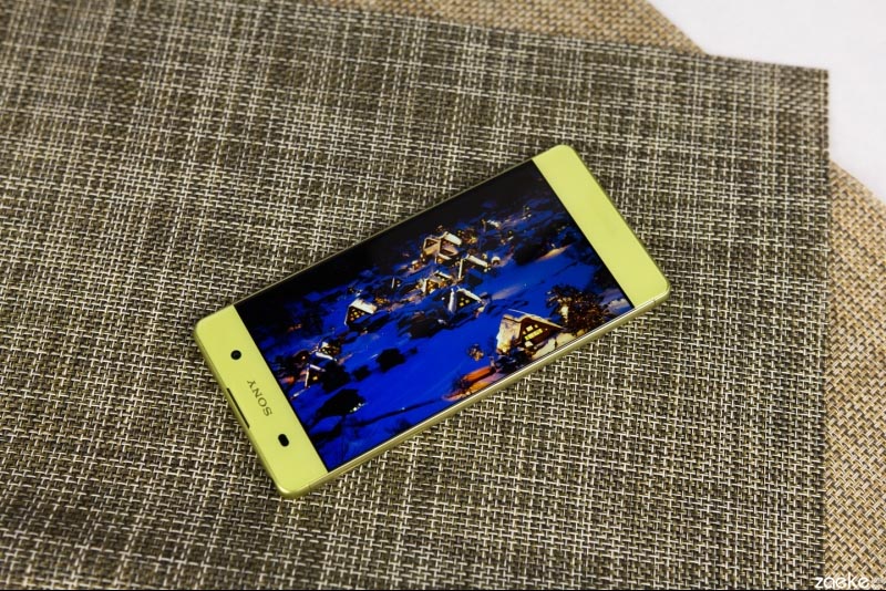 sony_11 Bộ ảnh Xperia XA màu vàng chanh cực kỳ bắt mắt