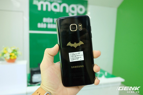 s7batman_3 Samsung Galaxy S7 Edge phiên bản người dơi đầu tiên đã về tới Việt Nam
