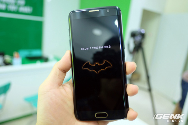 s7batman_4 Samsung Galaxy S7 Edge phiên bản người dơi đầu tiên đã về tới Việt Nam