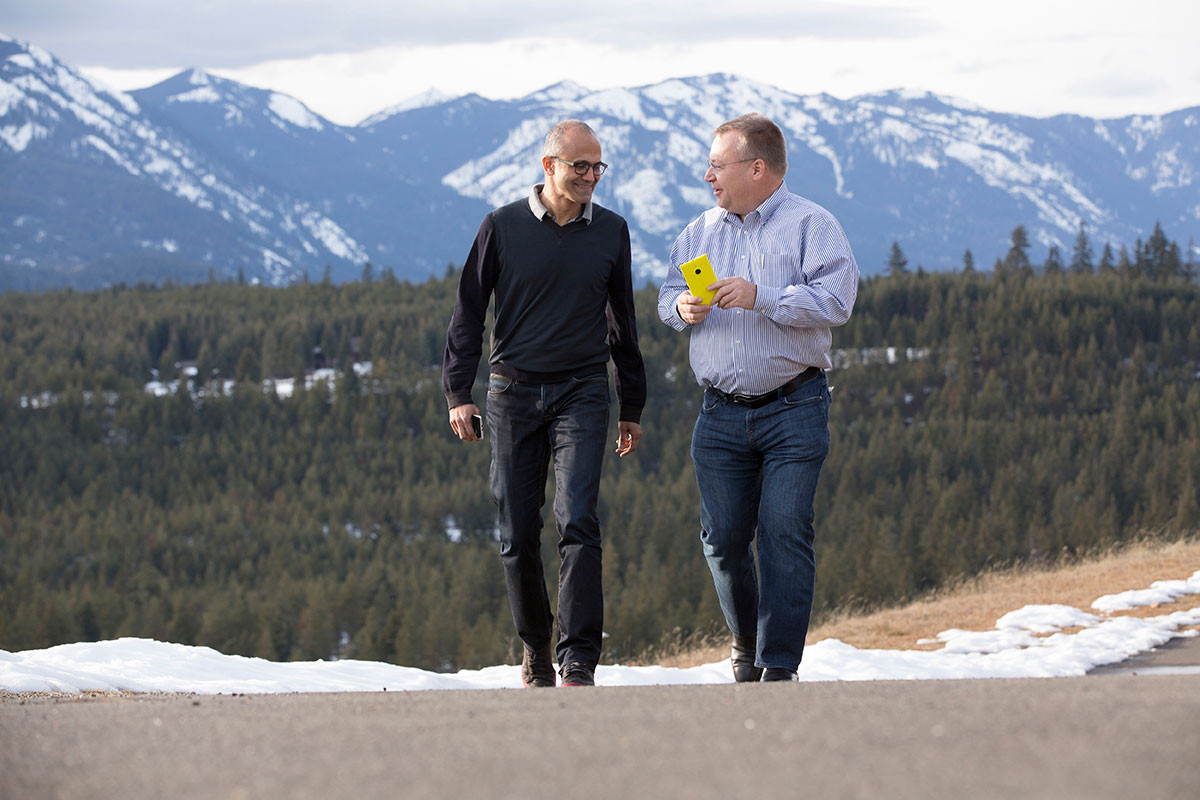 Stephen Elop, Cựu chủ tịch và Giám đốc điều hành Nokia sẽ giữ chức Phó Chủ tịch điều hành của Nhóm thiết bị Microsoft Stephen Elop, Cựu chủ tịch và Giám đốc điều hành Nokia sẽ giữ chức Phó Chủ tịch điều hành của Nhóm thiết bị Microsoft