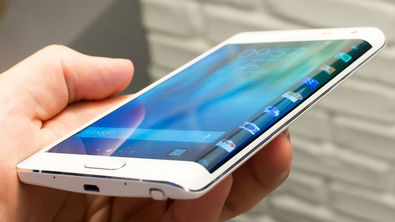 Galaxy Note 7 năm nay chỉ một phiên bản và nó có cạnh cong Galaxy Note 7 năm nay chỉ một phiên bản và nó có cạnh cong