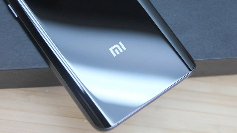 Xiaomi Mi Note 2 sẽ có màn hình cong, cảm ứng 3D cùng RAM 6 GB