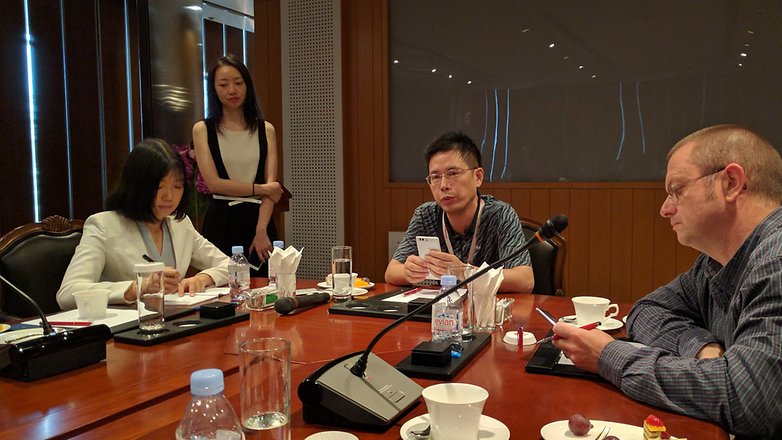 sam-huawei-product-manager-p-series