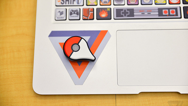 Pokemon_1 Cảnh báo: Đừng tự biến iPhone thành