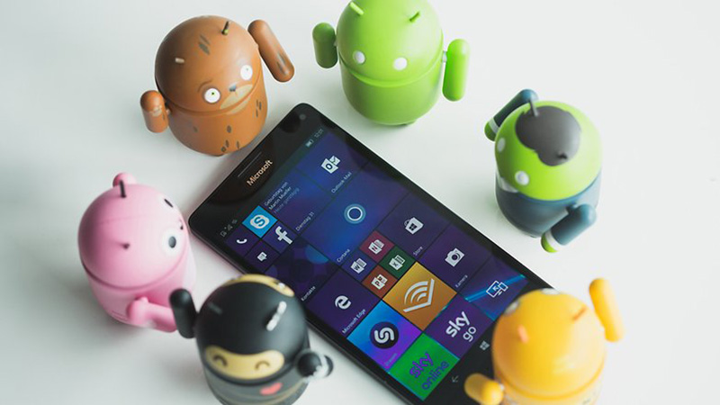 Vì sao mọi người luôn hào hứng với smartphone NokiaDroid*?