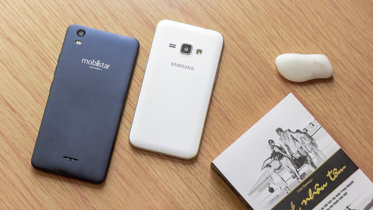 galaxy-j2-2016-vs-mobiistar-lai-zumbo-j