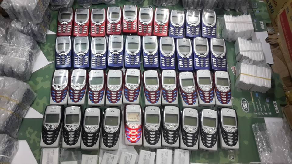 nokia cổ dựng lại