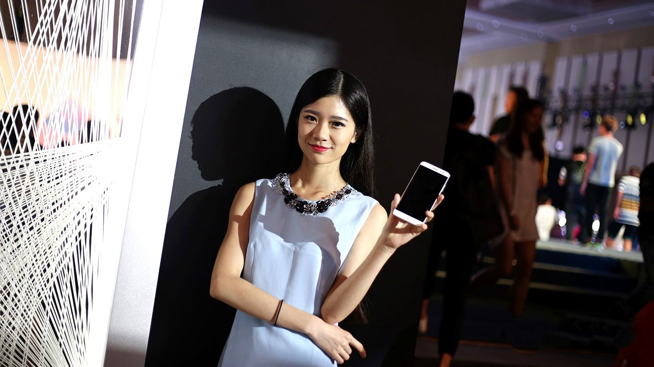 Huawei Maimang5 (G9) Huawei Maimang5 (G9)