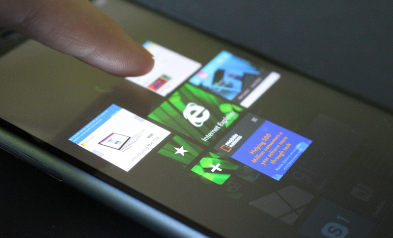 Nokia-McLaren-Mixview Nokia-McLaren-Mixview