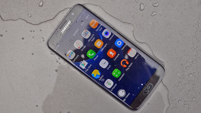 Samsung Galaxy S7 Edge Samsung Galaxy S7 Edge