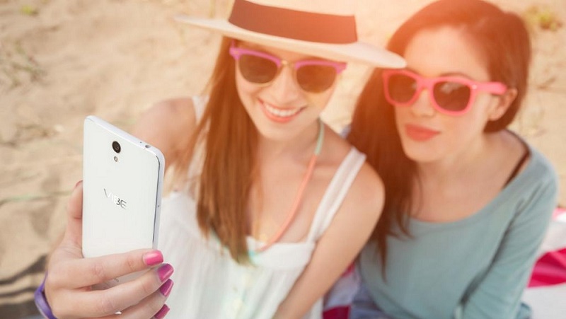 Vibe S1 chuyên selfie, RAM 3 GB được giảm giá khi mua online Vibe S1 chuyên selfie, RAM 3 GB được giảm giá khi mua online