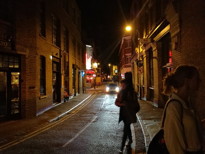 Thử tài chụp đêm của Huawei P9