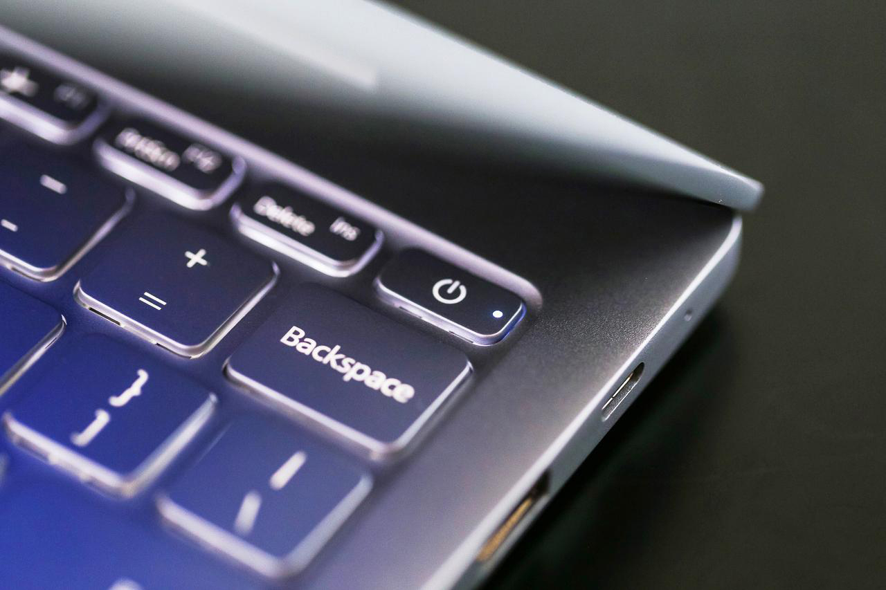 Xiaomi Mi Notebook Air