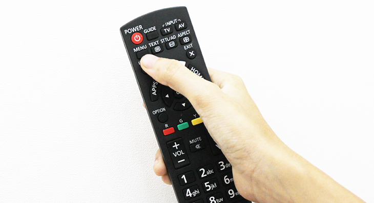 Cách dò kênh trên Smart tivi Panasonic giao diện Firefox > Nhấn nút MENU trên remote 