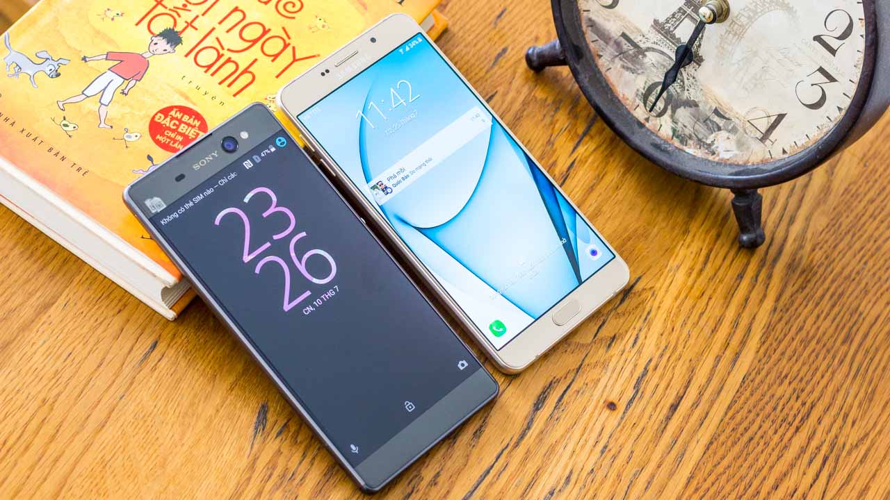 Galaxy A9 Pro - Xperia XA Ultra