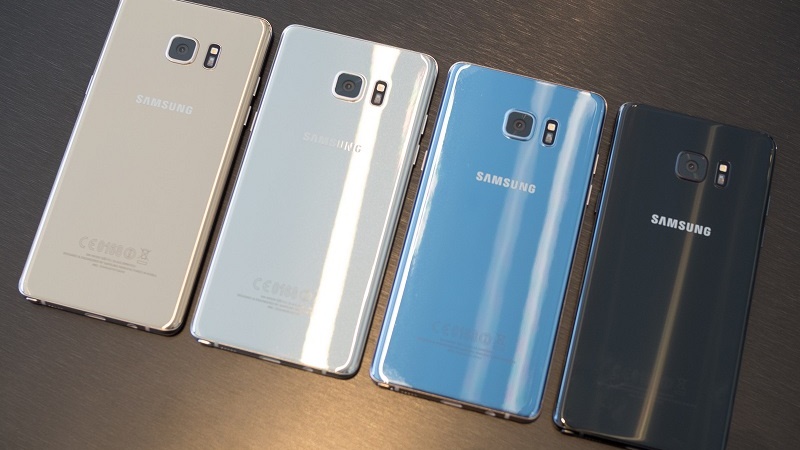 4 phiên bản màu sắc của Note 7: Đen, ghi xám, vàng và xanh dương 4 phiên bản màu sắc của Note 7: Đen, ghi xám, vàng và xanh dương