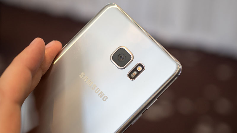 note-7-silver note-7-silver