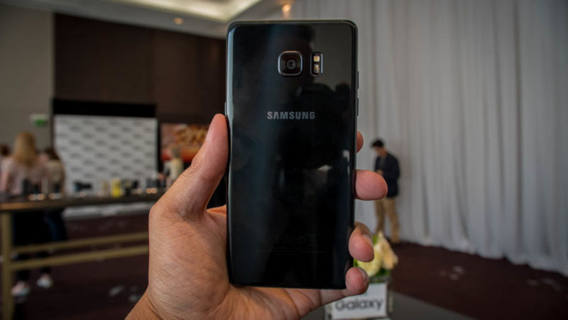 samsung-galaxy-note-7-black samsung-galaxy-note-7-black