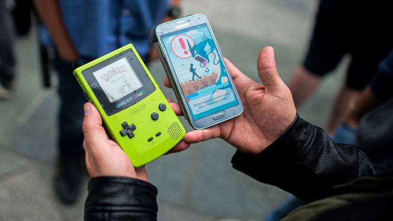 Giám đốc Bệnh viện Tâm thần: Nên cấm ngay tựa game Pokémon GO! Giám đốc Bệnh viện Tâm thần: Nên cấm ngay tựa game Pokémon GO!