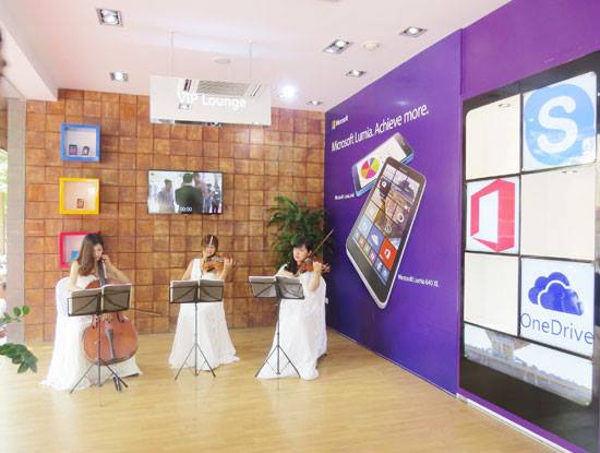 Microsoft Store tại thời điểm khai trương ngày 18/6/2015