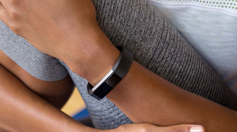Vòng đeo tay Fitbit Charge 2 và Flex 2 xuất hiện
