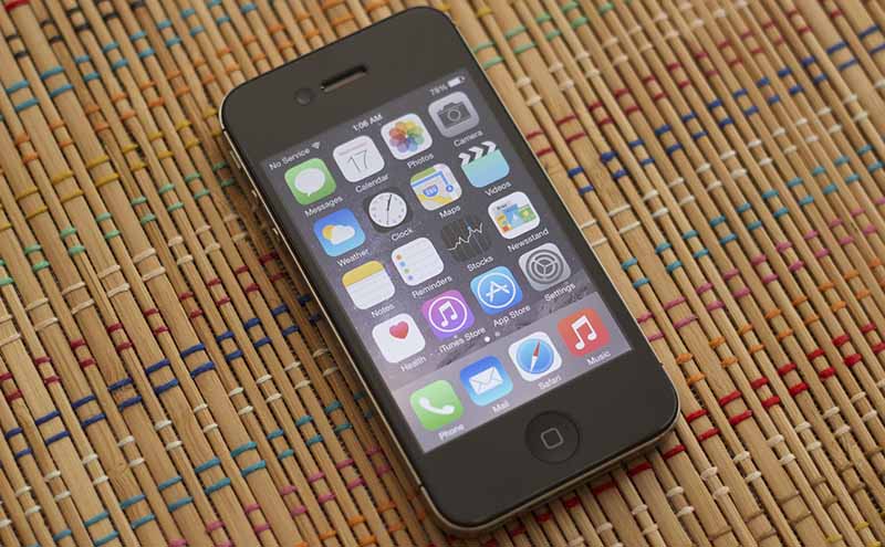 iPhone 4s iPhone 4s